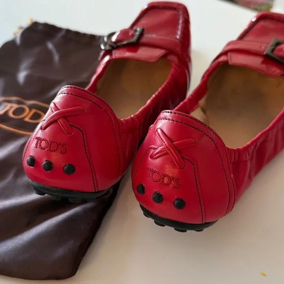 Tods red patent leather tips driving shoes. Size 7.5 - Picture 3 of 4